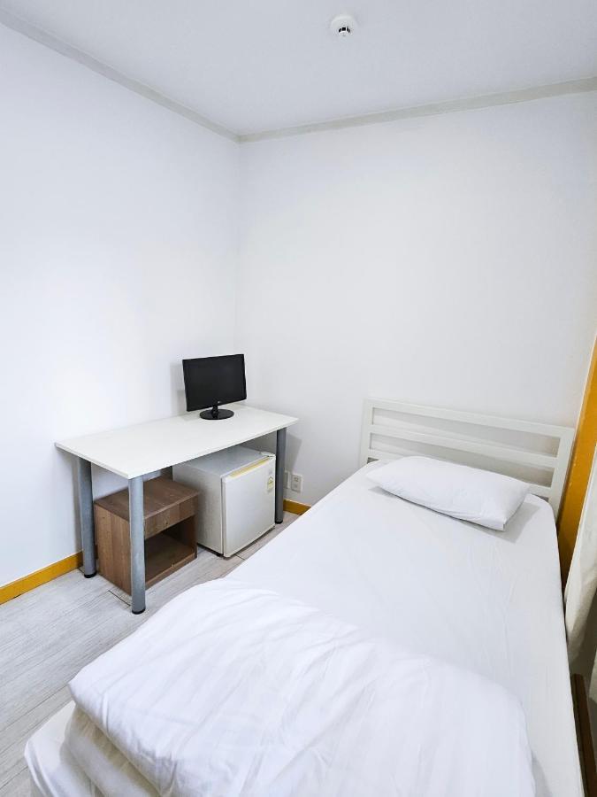 Travelers A Korea Hostel Séoul Extérieur photo